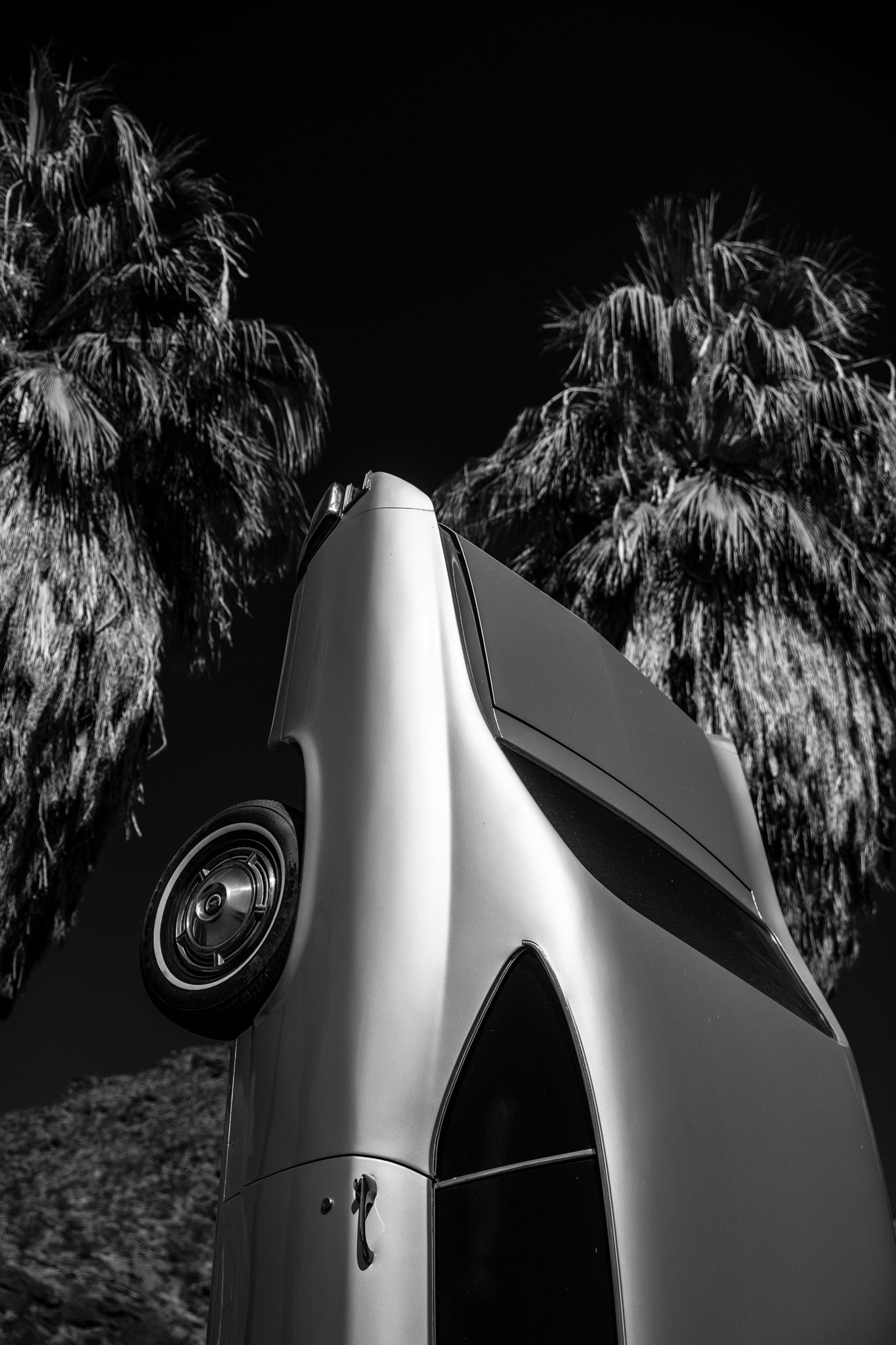 Upside Down. Palm Springs, California. 2021.