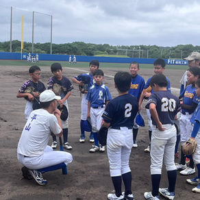 【硬式野球部・地域貢献活動】少年野球チームに野球教室を開催しました