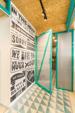 tote-bags-ecom (1) copy.gif