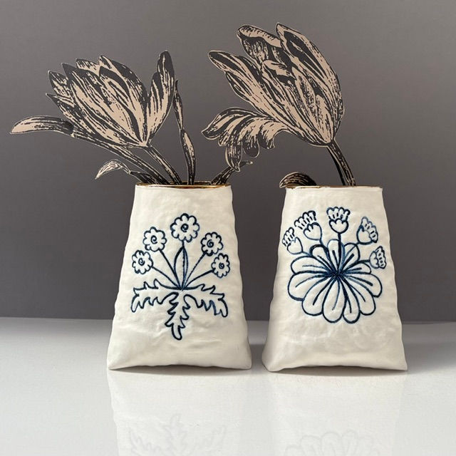Thumbnail: William Morris primula vase