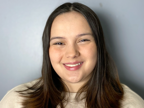 Senior Spotlight:Â Evangelina Campbell