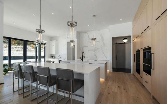 Montane Modern custom home kitchen