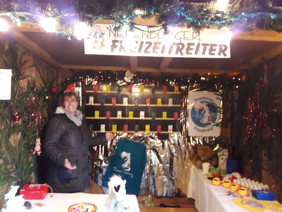 Die Freizeitreiter auf dem Neeborger Wiehnachtsmarkt