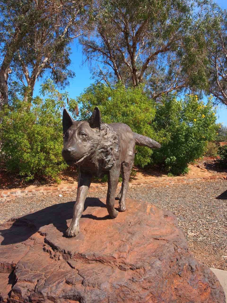 Red Dog statue in Dampier