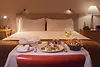 room-service-hotel-room.jpg-e1686622392929.webp