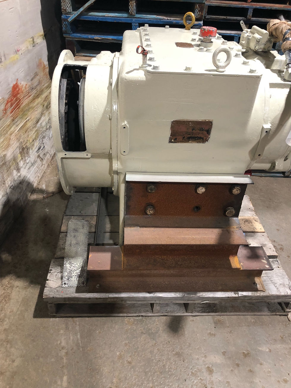 Thumbnail: MG540 Twin Disc Marine Gearbox