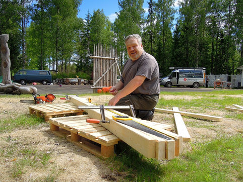 KAKKOSNELONEN PINSIÖSSÄ