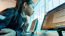Gobierno fortalecerá las competencias digitales en los colegios públicos 