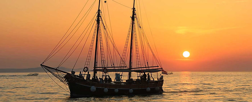 sailboat.jpg
