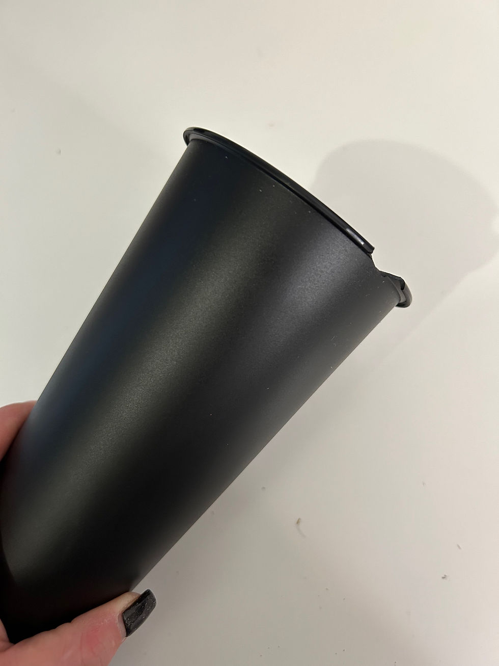 Thumbnail: Black Cup - Defect