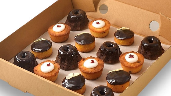 Gluten free cake Party Box