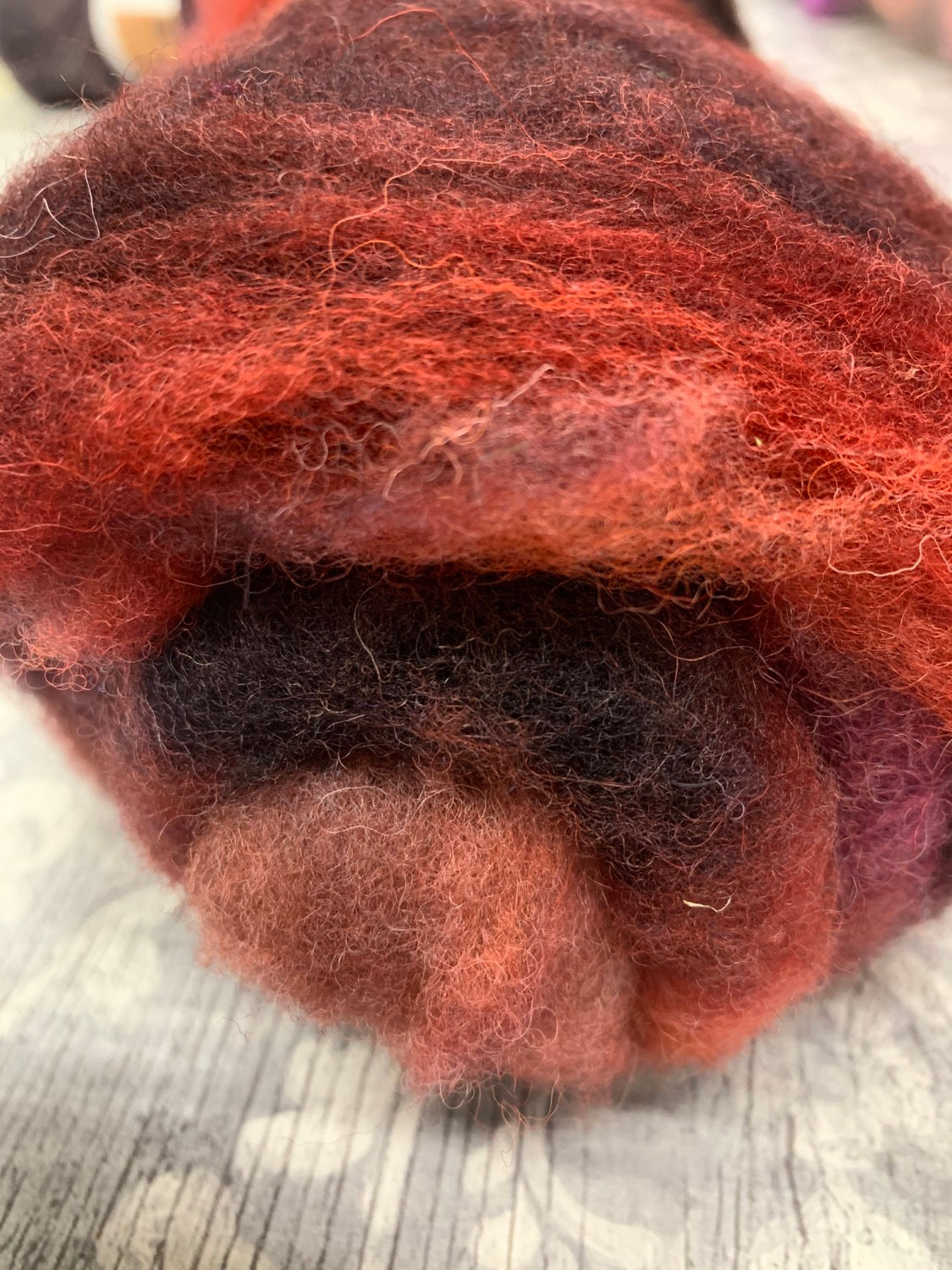 Hand dyed Finnsheep batt 078