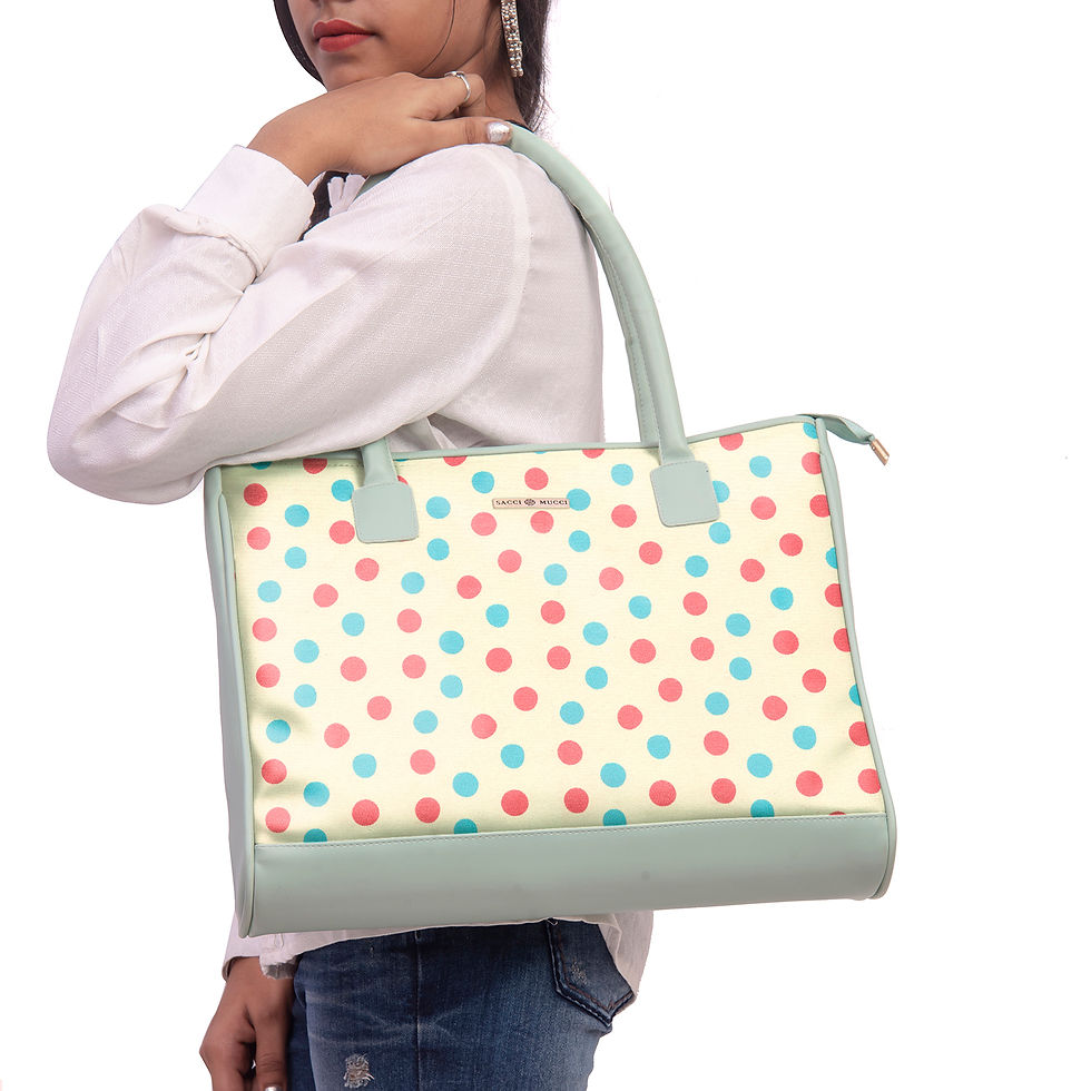 الصورة المصغرة: Women's Tote Bag with Padded  Laptop Compartment