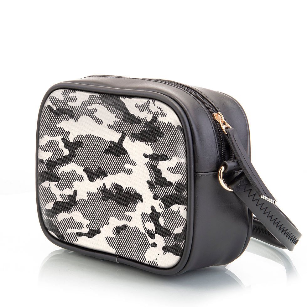 Thumbnail: Sacci Mucci Classic Boxy Sling bag
