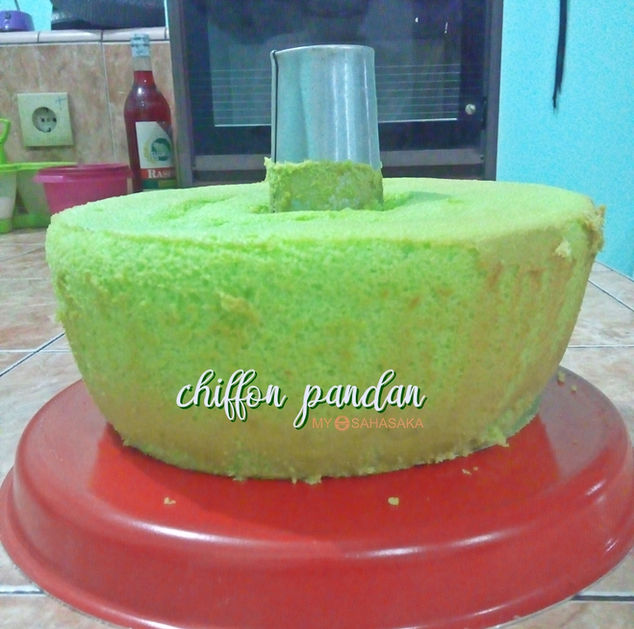 Failed Pandan Cake Attacked!