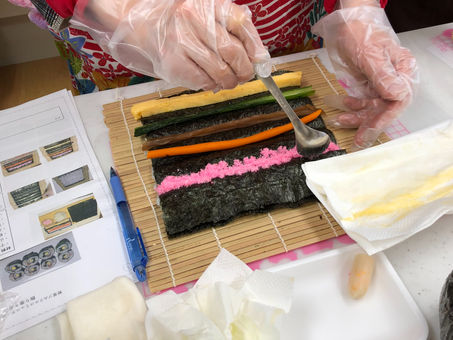 「飾り巻き寿司」の作り方研修会
