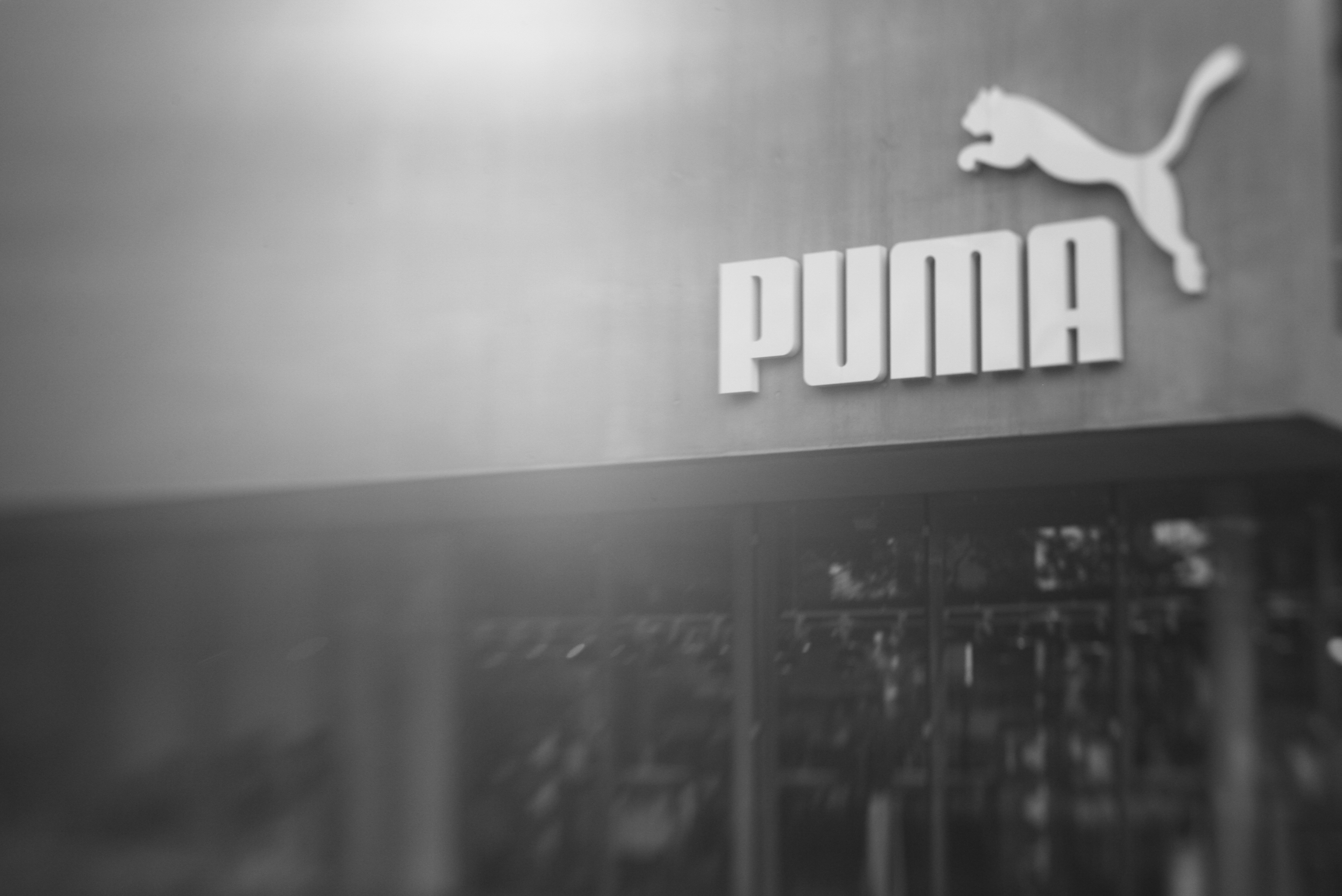SHOPPERS PARADISE