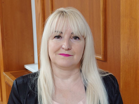 Ivona Dömischová | Pomáhá studentům najít ve škole pocit, že sem patří