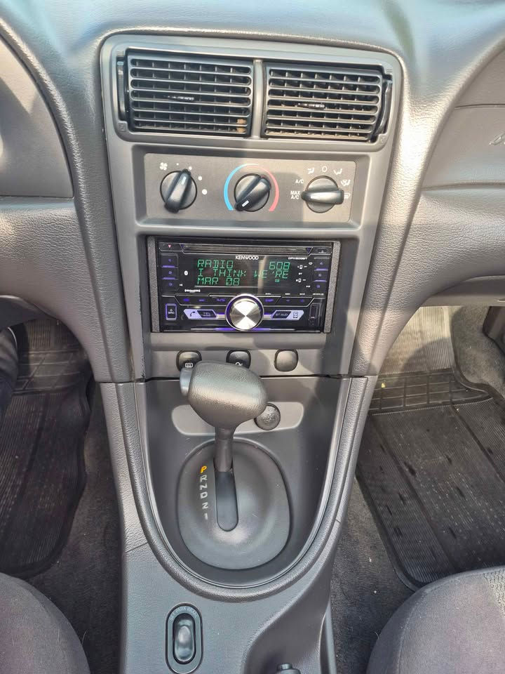 Miniature : 2001 Ford Mustang Convertible