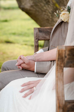 Bruiloft Elden, bruiloft omgeving Arnhem, bruiloft omgeving Nijmegen, bruiloft tijdens golden hour, ceremonie tijdens golden hour, bruidsfotograaf Gelderland, bruidsfotografie Gelderland, Lysanne van Rosendal Fotografie