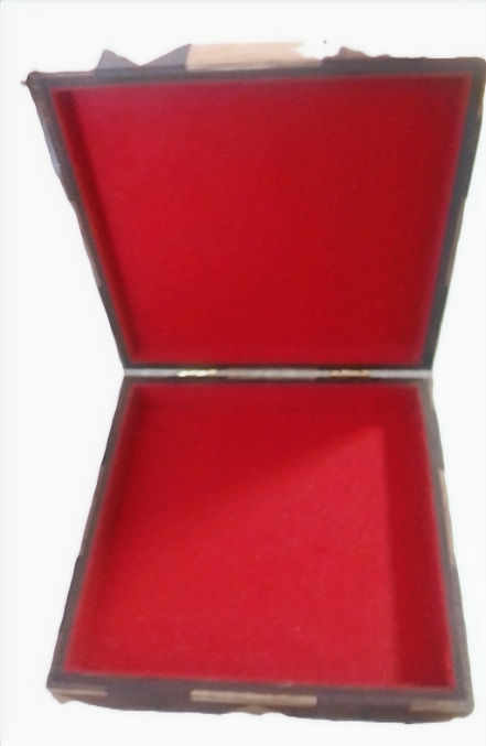 Mosaic 1 Utility Box in Jarrah and Oak Open View