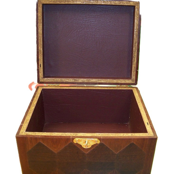 Jarrah Diamonds Utility Box Interior