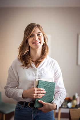 Portrait photo d'une hypnothérapeute à cholet