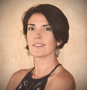 Silvina-Rebagliatti-sq-600x600_edited.jpg