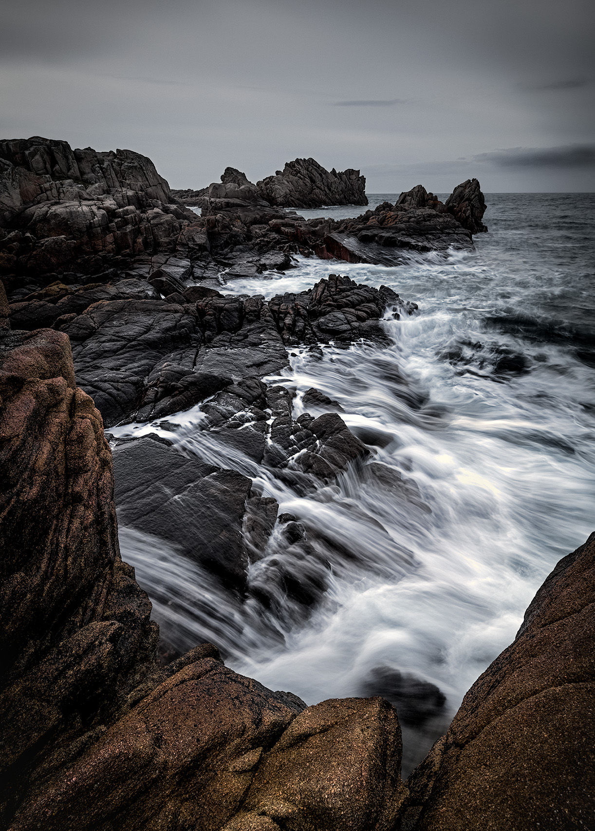 PC31023 - Natures Rough Tides At Grandes Rocques