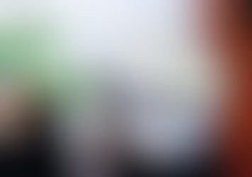 『 島津 賢一が活ける花の器 展 』