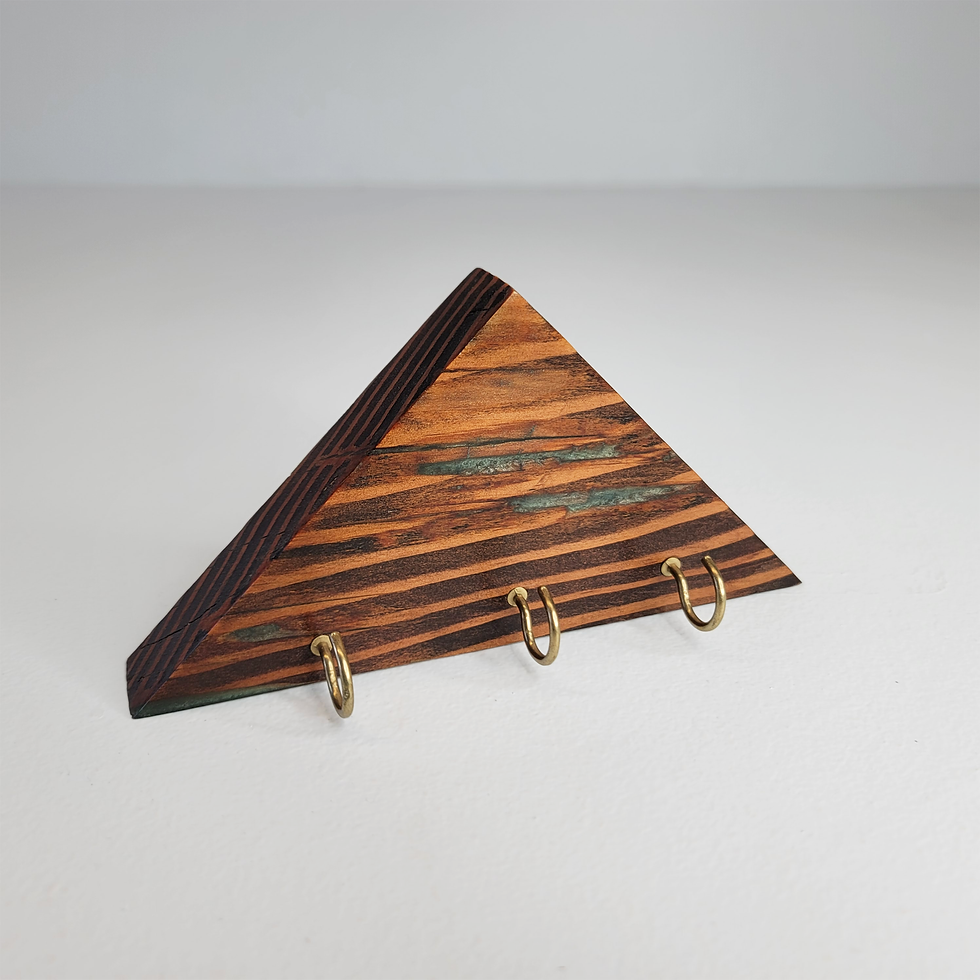 Thumbnail: Hooked Geometric Wall Mount