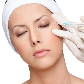 Applying botox eyelid correction, isolat