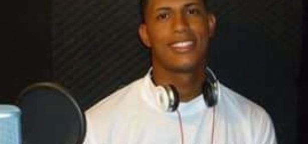 12357635_550813301740370_2049477593_n_edited.jpg