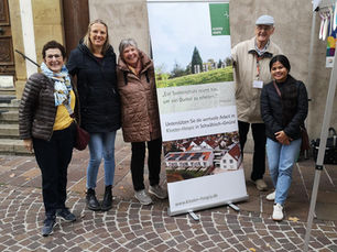 Zum Welthospiztag auf dem Gmünder Wochenmarkt
