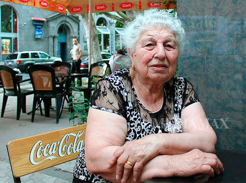 История старейшего кафе Еревана: «Козырек»