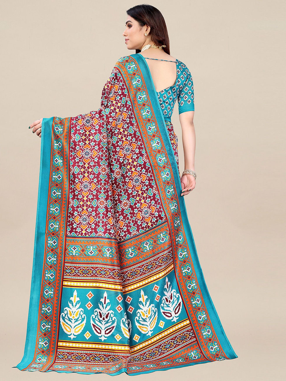 Women's Art Silk Magenta Printed Designer Saree With Blouse Piece