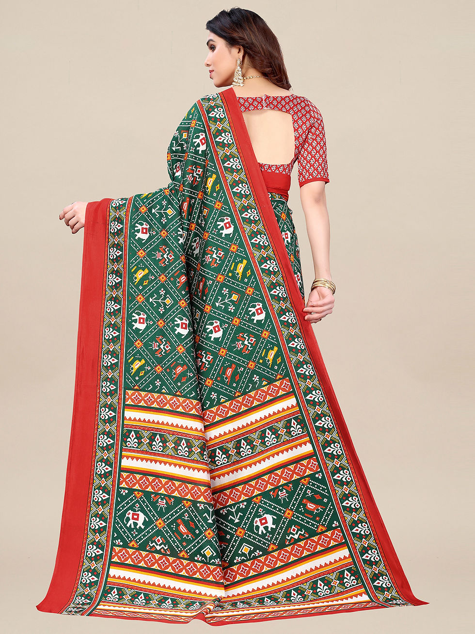 Women's Art Silk Green Printed Designer Saree With Blouse Piece