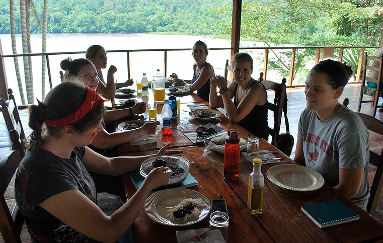 dining.webp