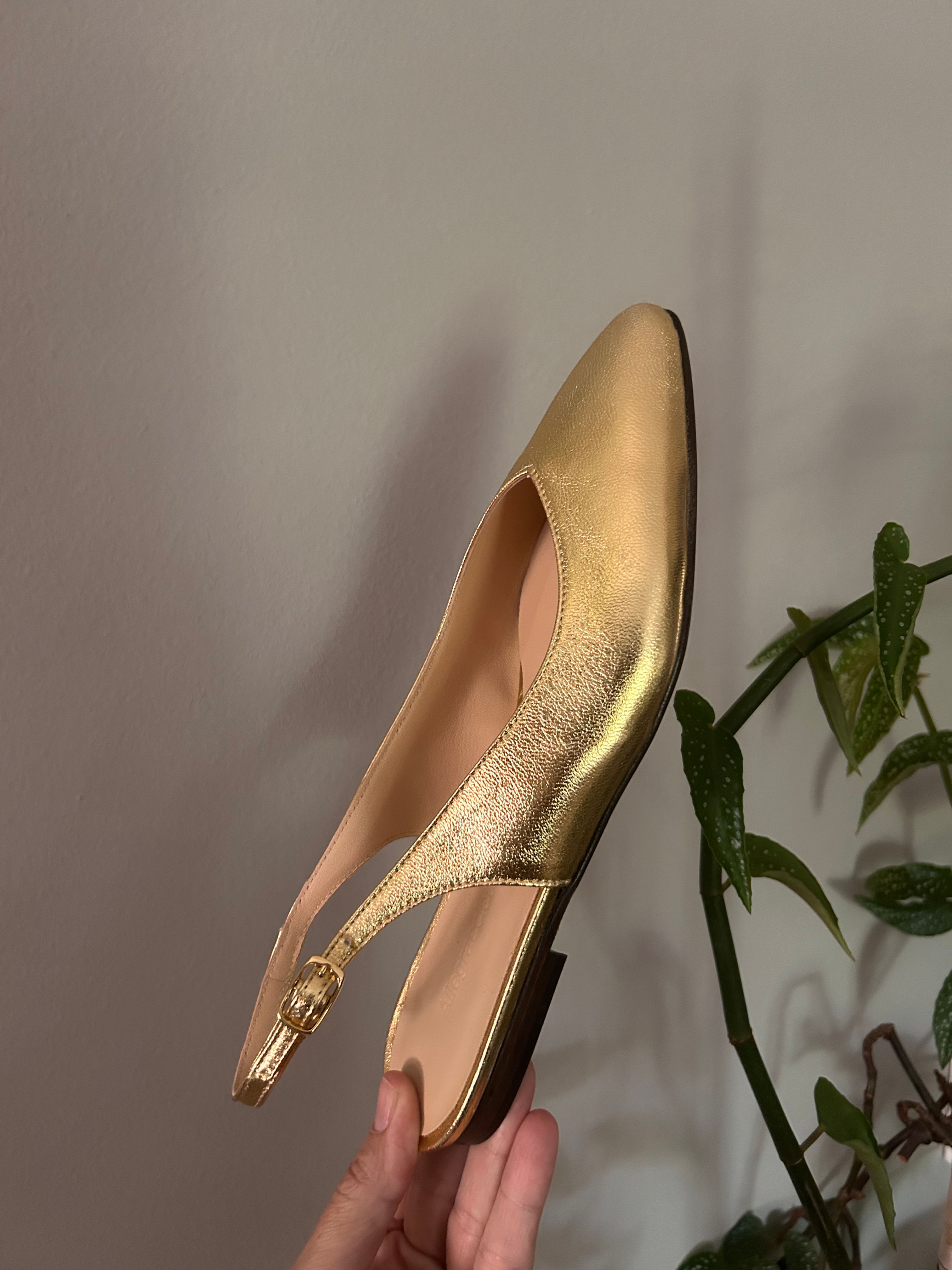 Slingback punta pelle oro 