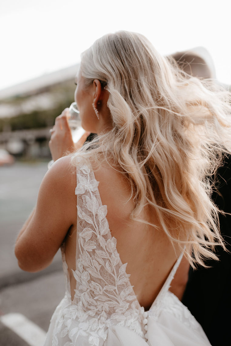 Golden light, wedding
