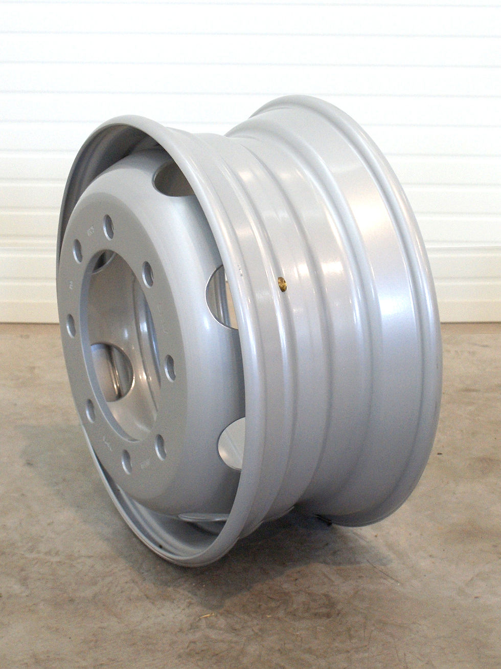 Stålfälg 7.50x19.5 för lastbil och släp