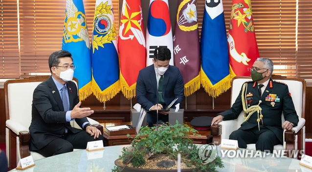Army chief Gen MM Naravane begins rare visit to South Korea; holds talks with top military brass