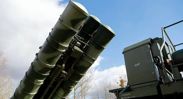 India Refuses to Budge on US Threat as 100 Airmen Ready for S-400 System Training in Russia