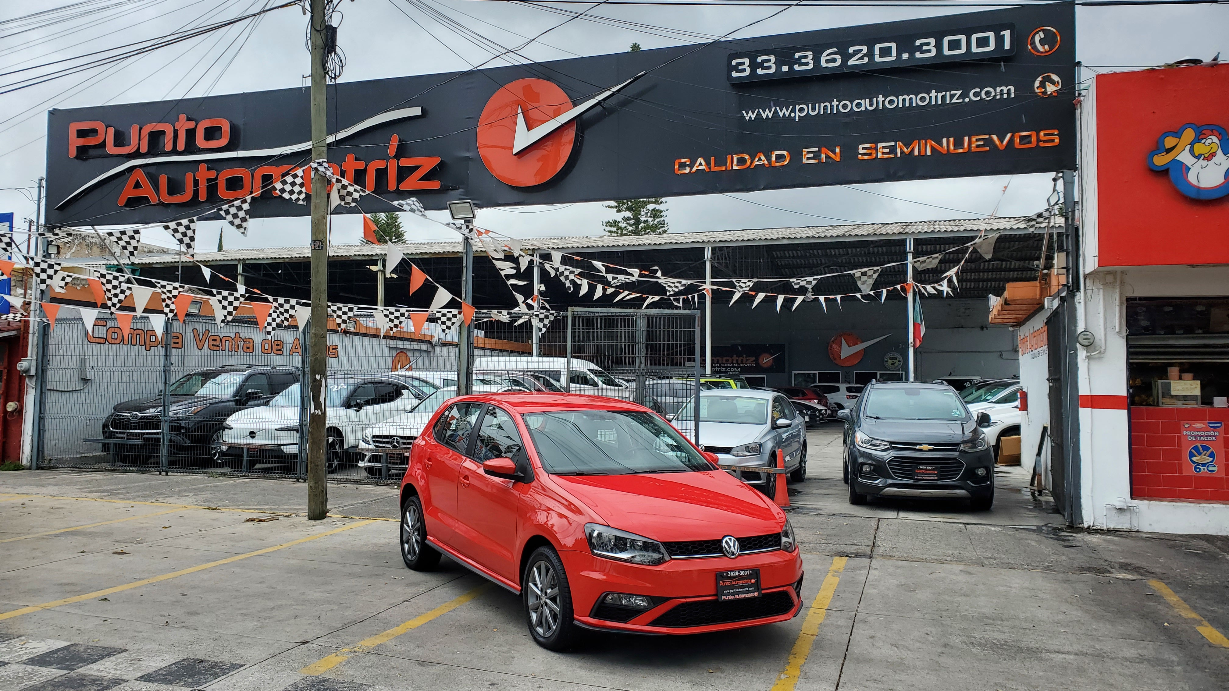 Volkswagen Polo Comfortline Plus L4 1.6L 2021 Rojo $229,000.00