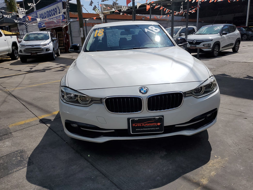 Miniatura: BMW Serie 3 318i Sportline 1.5T 2018 $259,000.00
