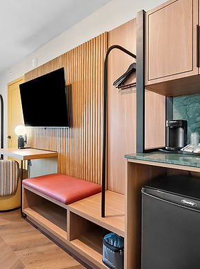 Star Motel San Francisco Room Amenities TV, Safe, Desk