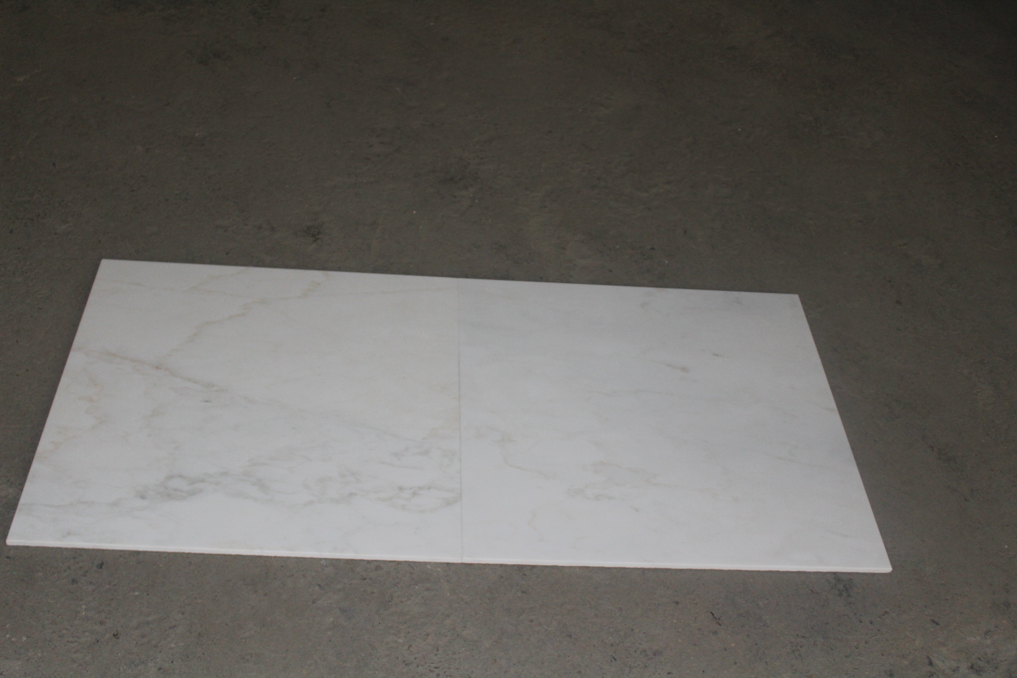 12" x 24" CALACATTA MICHELANGELO