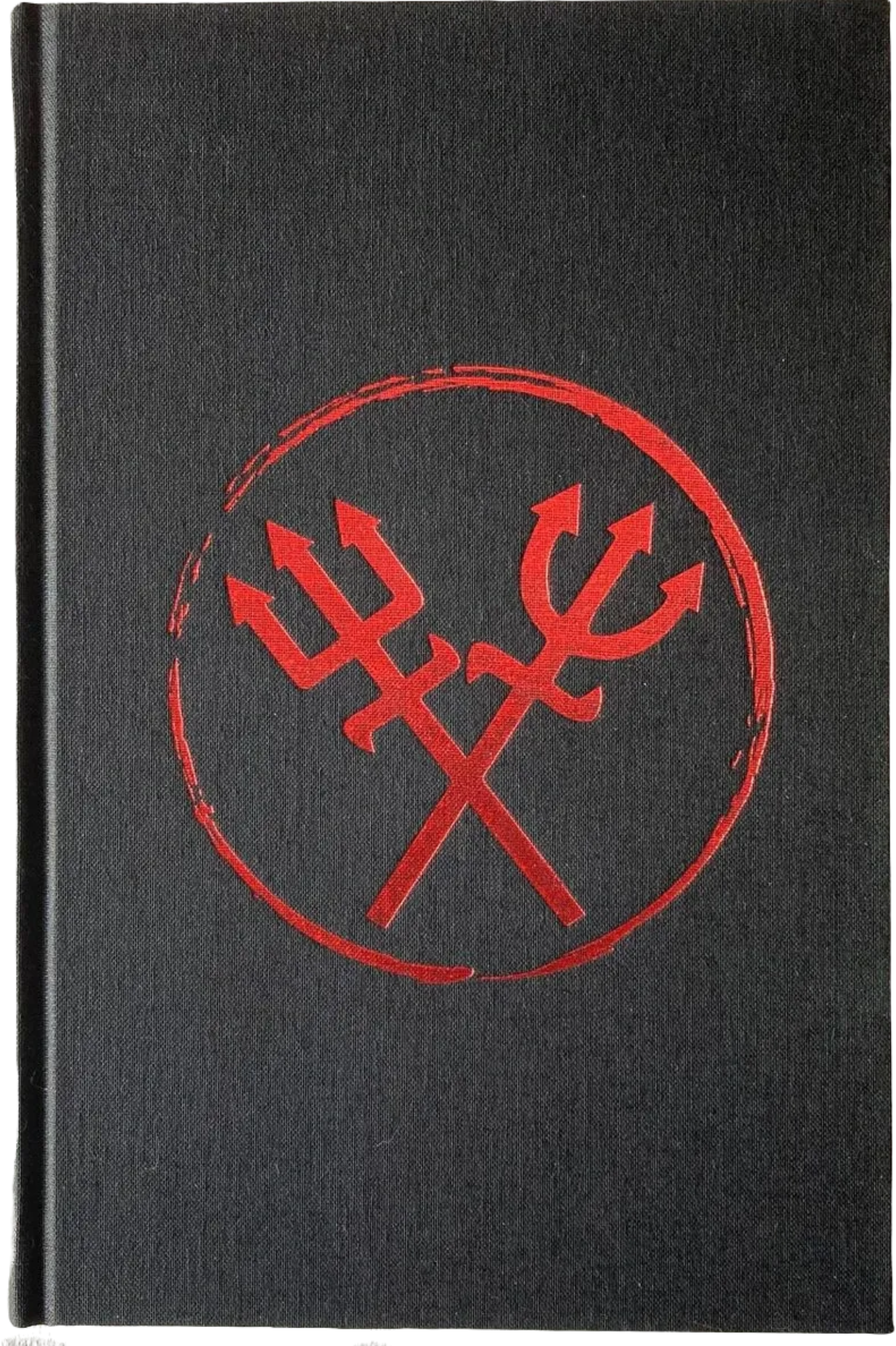 Nicholaj de Mattos Frisvold: SEVEN CROSSROADS OF NIGHT