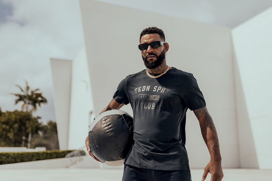 DARRION-CALDWELL-MAINLINE-BLACKSPORTCLUB-WIDE.jpg