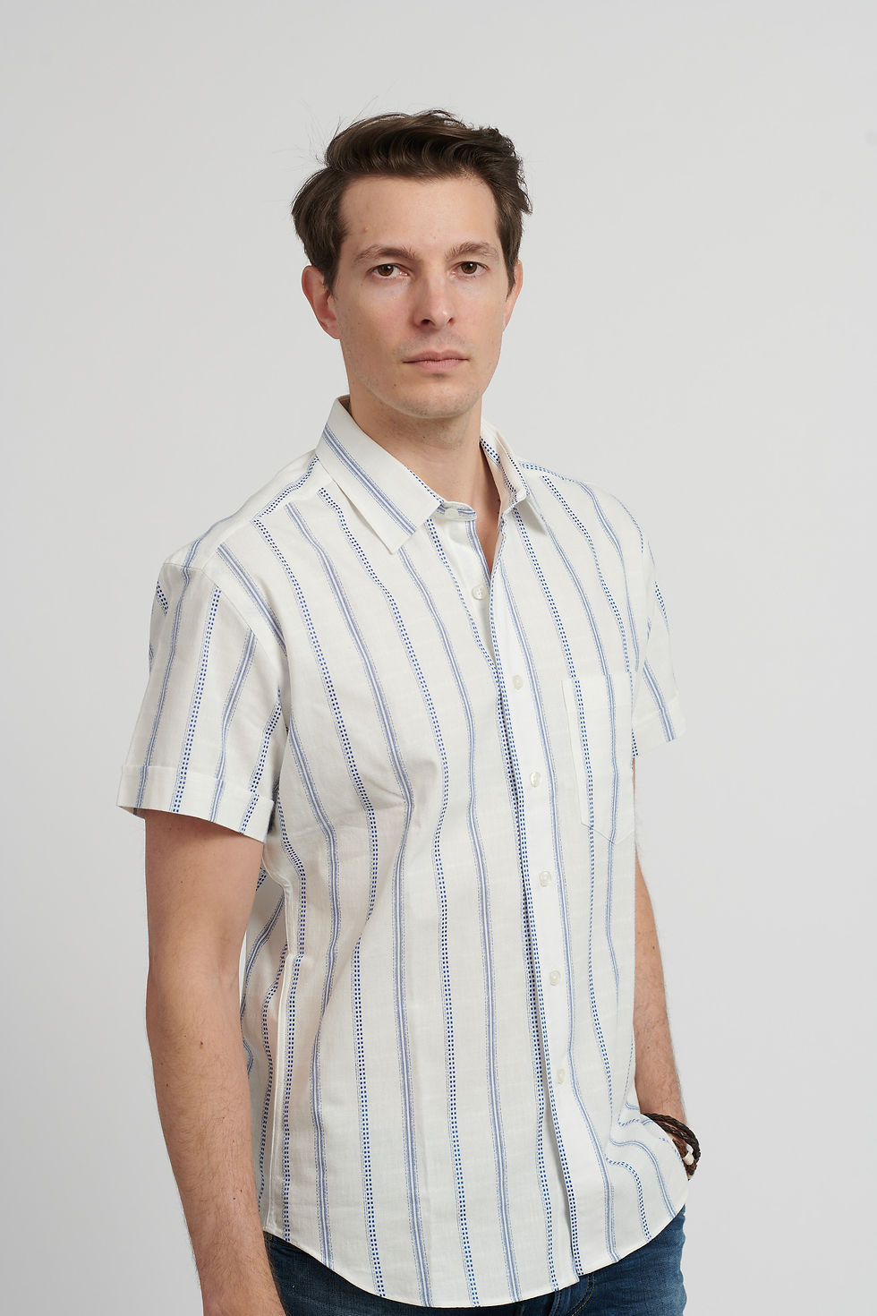 Thumbnail: Miles. White with navy stripe.